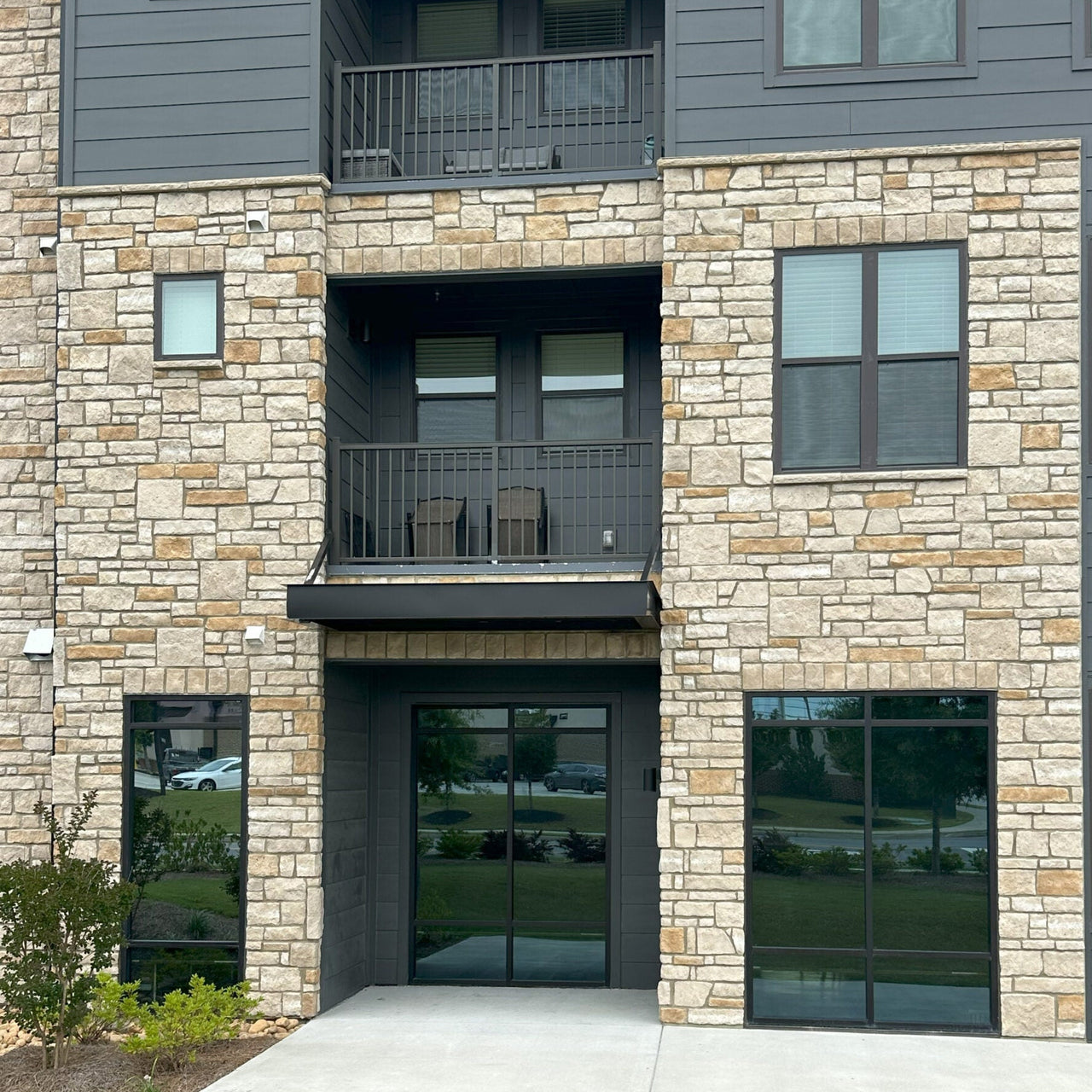 Ohio Southern Limestone - Flats - Prestige Stone - 13 sq ft/box